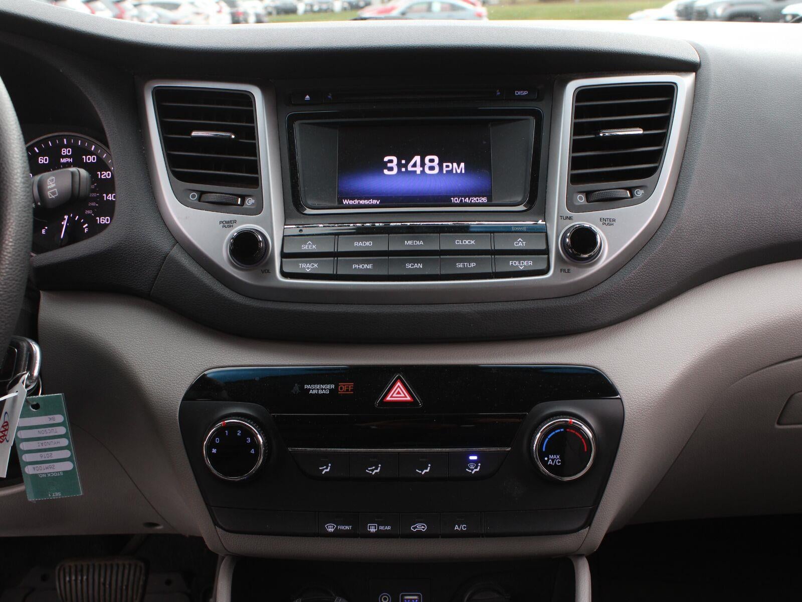 2016 Hyundai Tucson SE