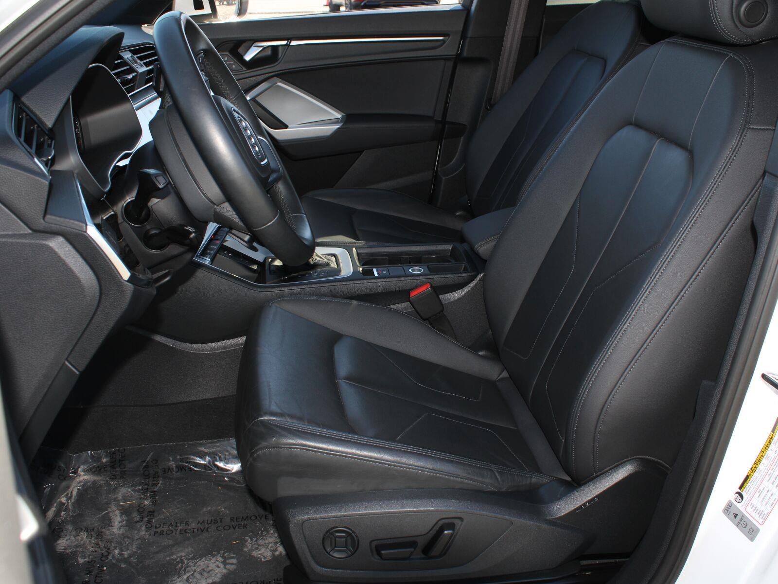 2025 Audi Q3 S line Premium