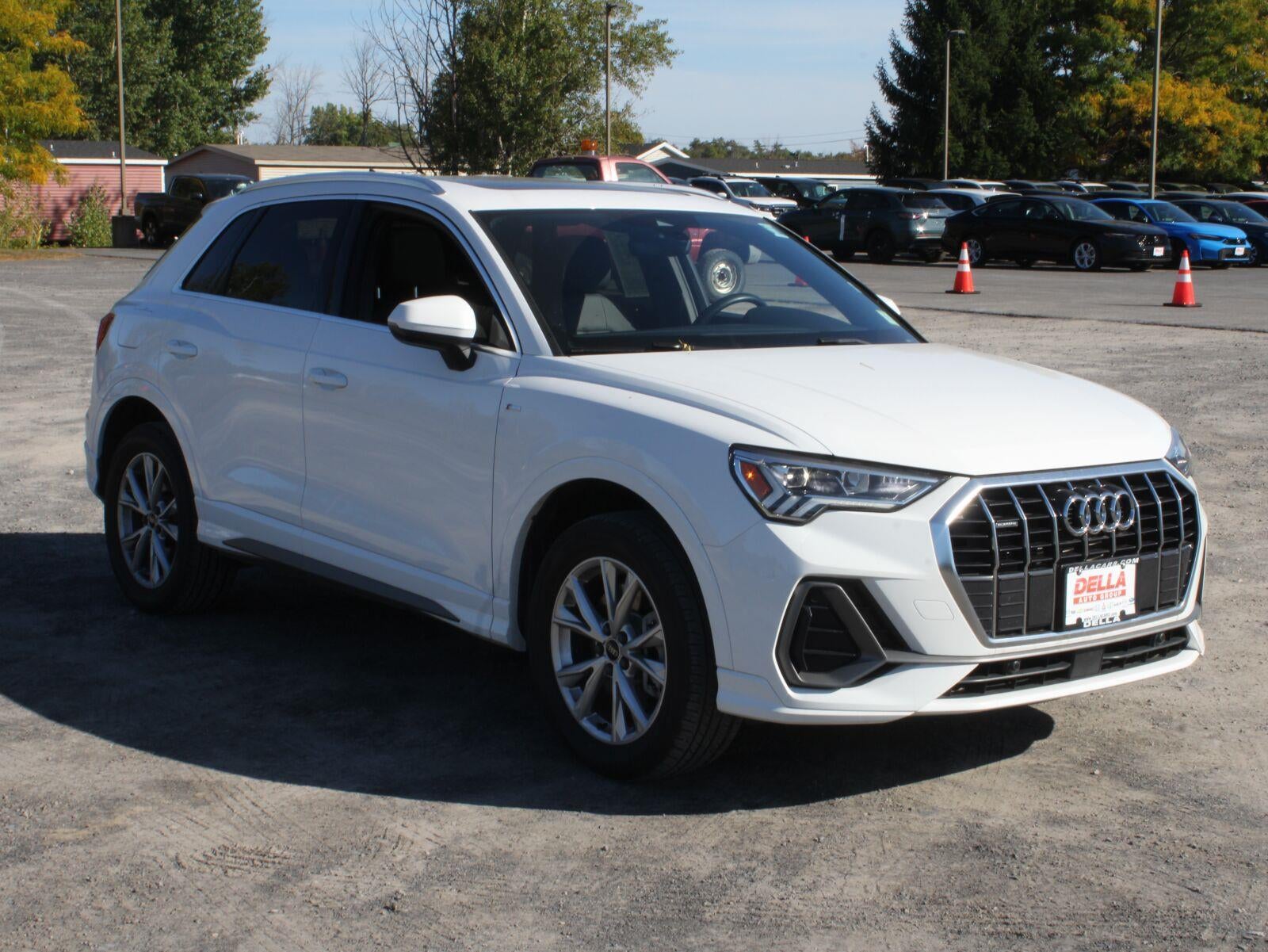 2025 Audi Q3 S line Premium