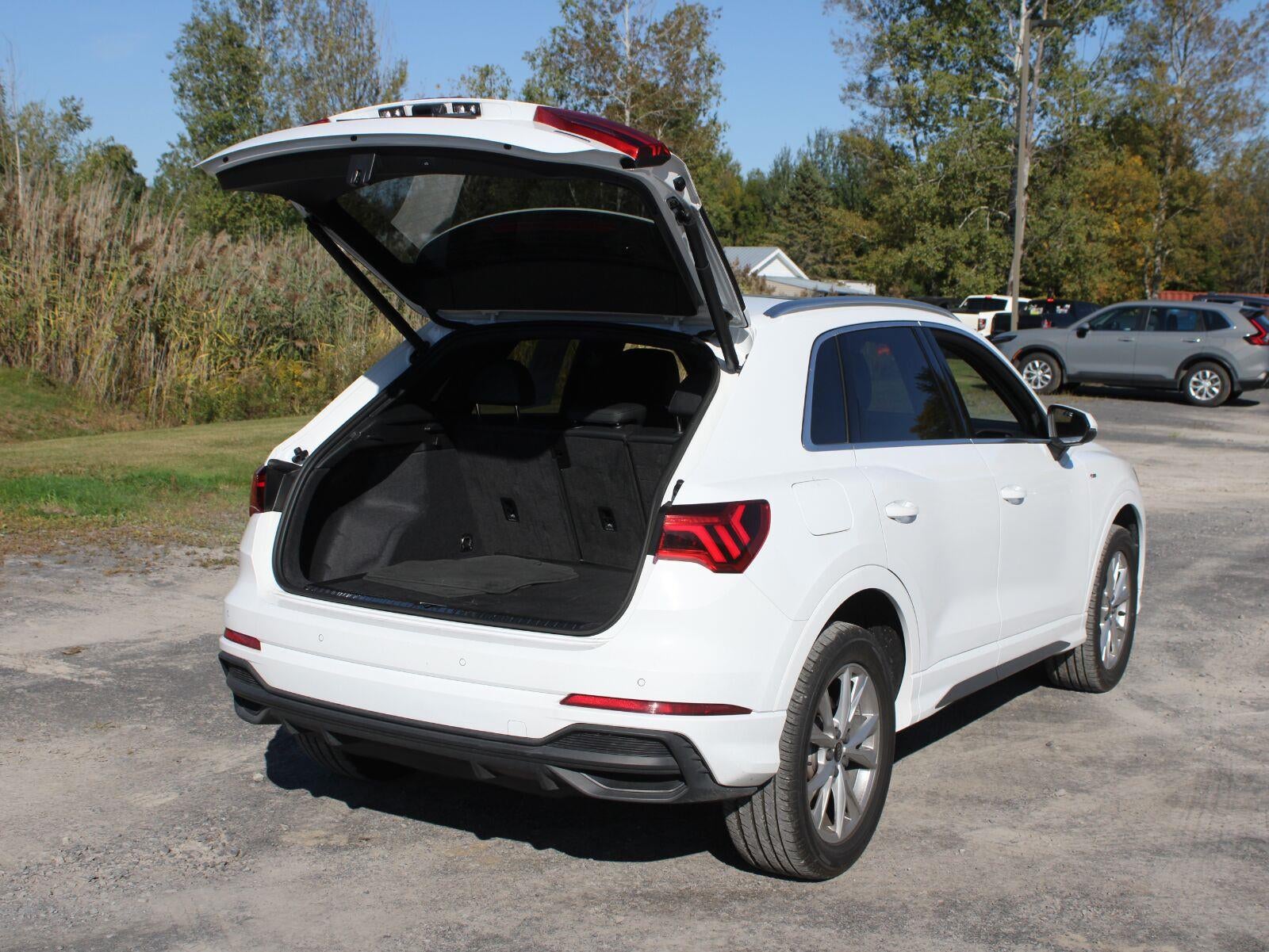 2025 Audi Q3 S line Premium