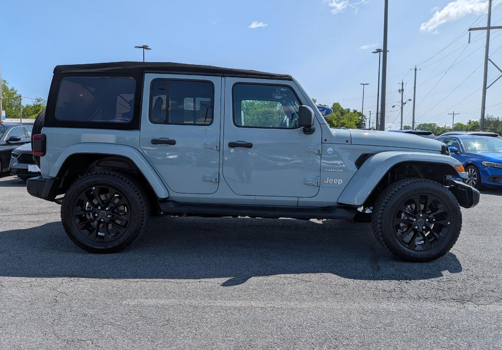 2024 Jeep Wrangler 4xe Sahara