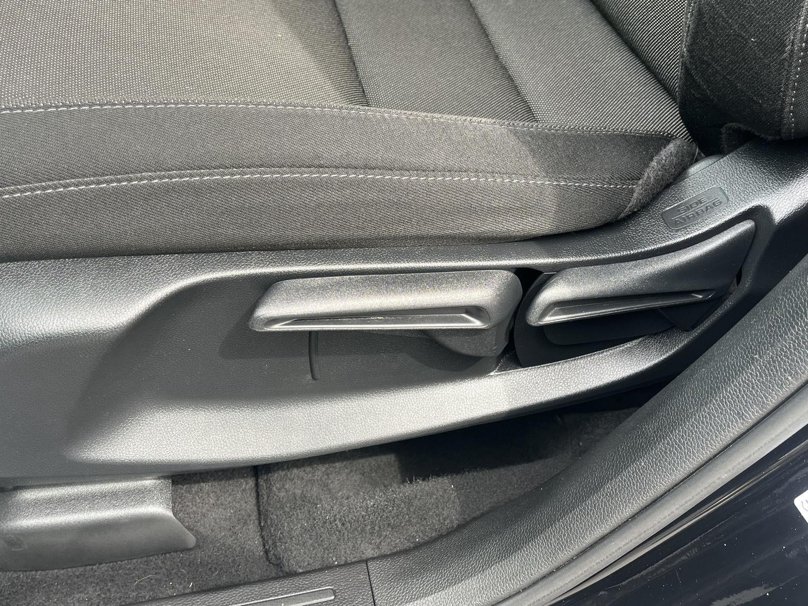 2023 Honda CR-V LX