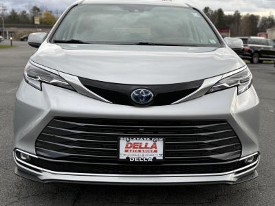 2022 Toyota Sienna Platinum