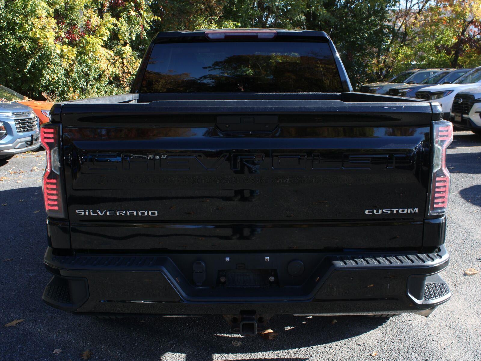 2021 Chevrolet Silverado 1500 Custom