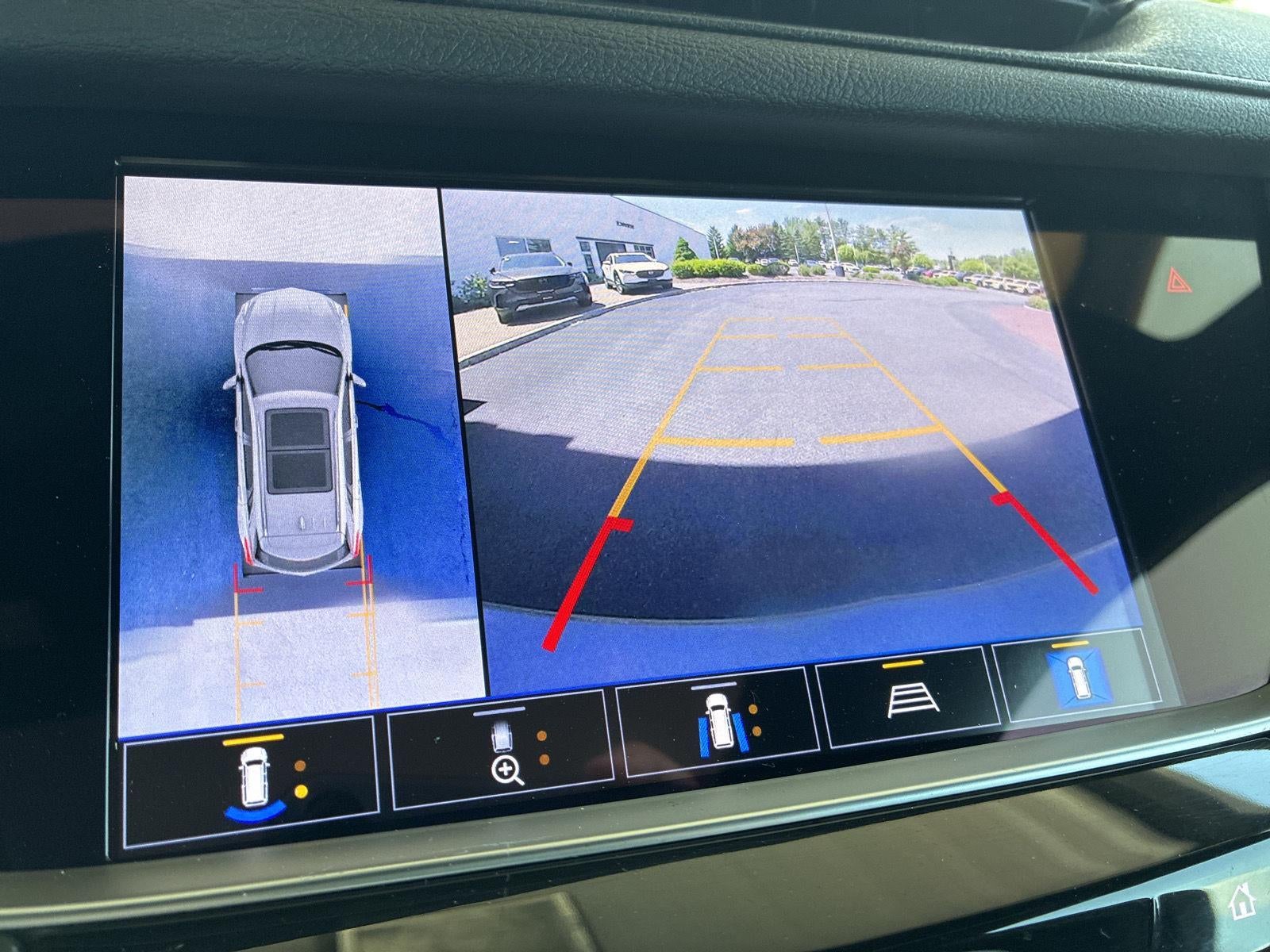 2022 Cadillac XT5 AWD Premium Luxury