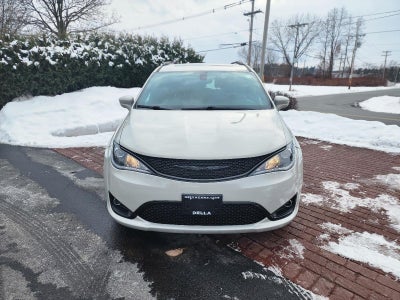 2020 Chrysler Pacifica Touring L Plus 35th Anniversary