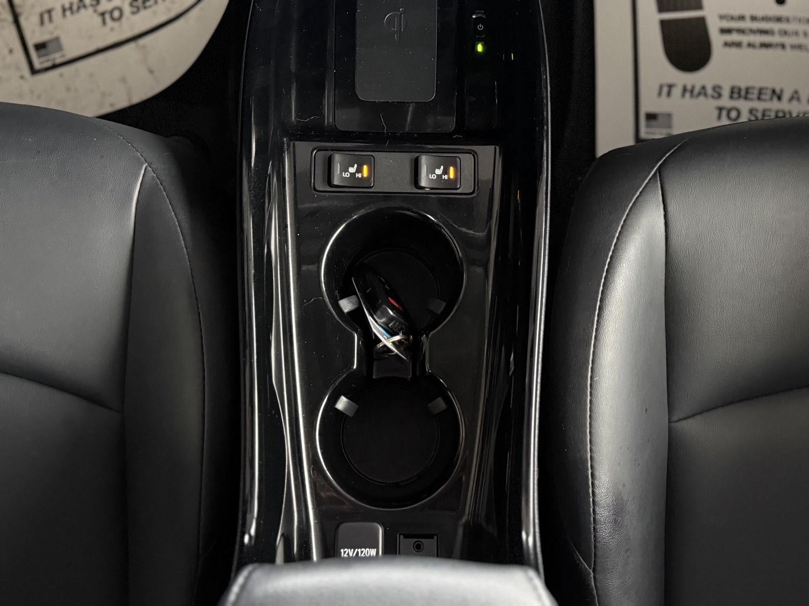 2019 Toyota Prius XLE