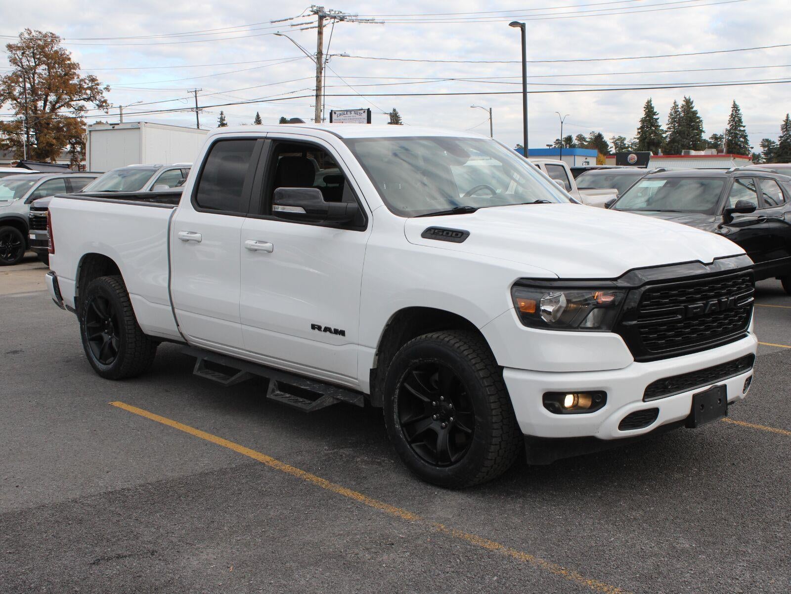 2022 RAM 1500 Big Horn Quad Cab 4x4 6'4" Box