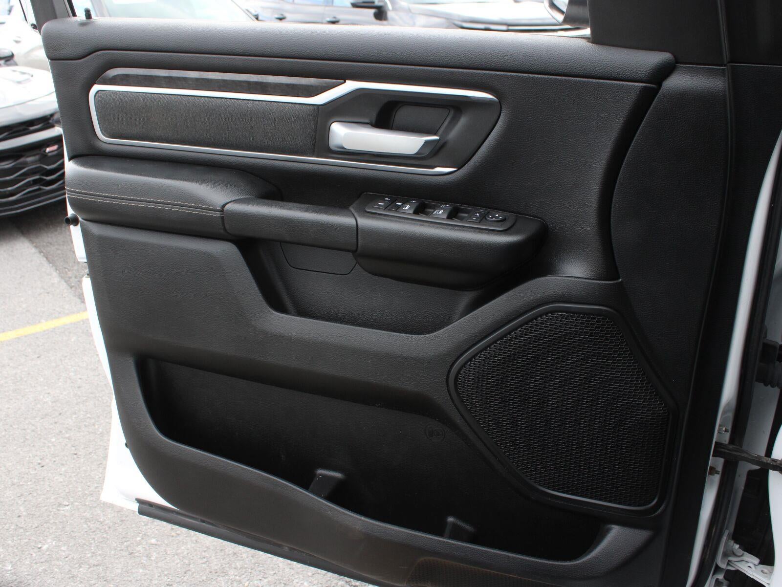 2022 RAM 1500 Big Horn Quad Cab 4x4 6'4" Box