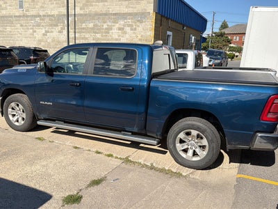 2024 RAM 1500 Laramie Crew Cab 4x4 5'7" Box