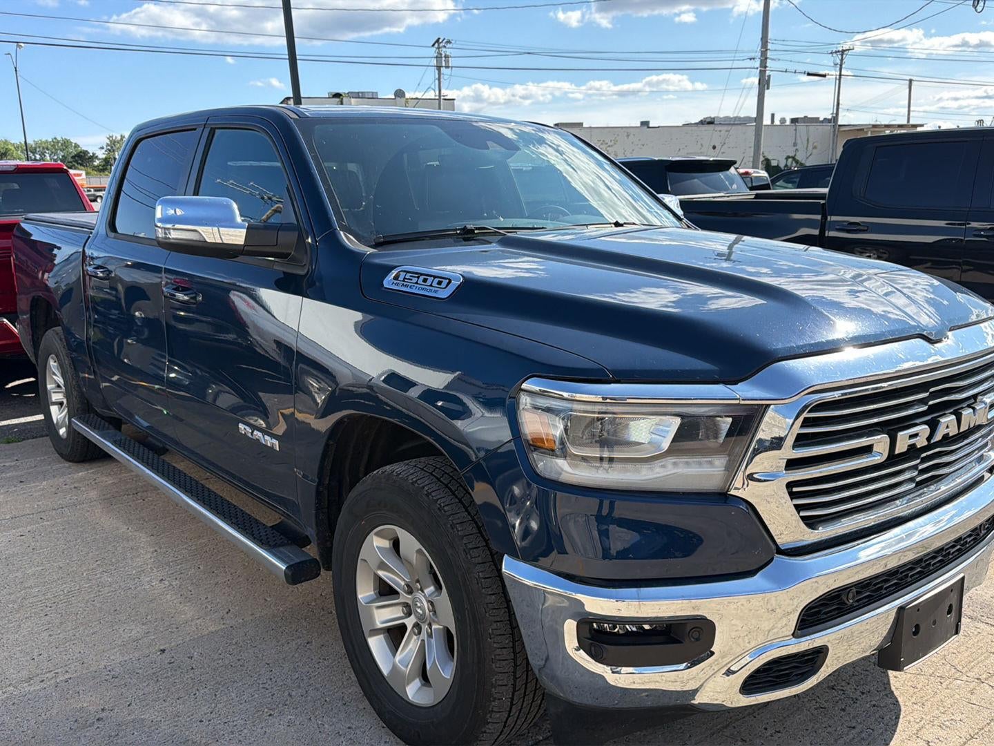 2024 RAM 1500 Laramie Crew Cab 4x4 5'7" Box