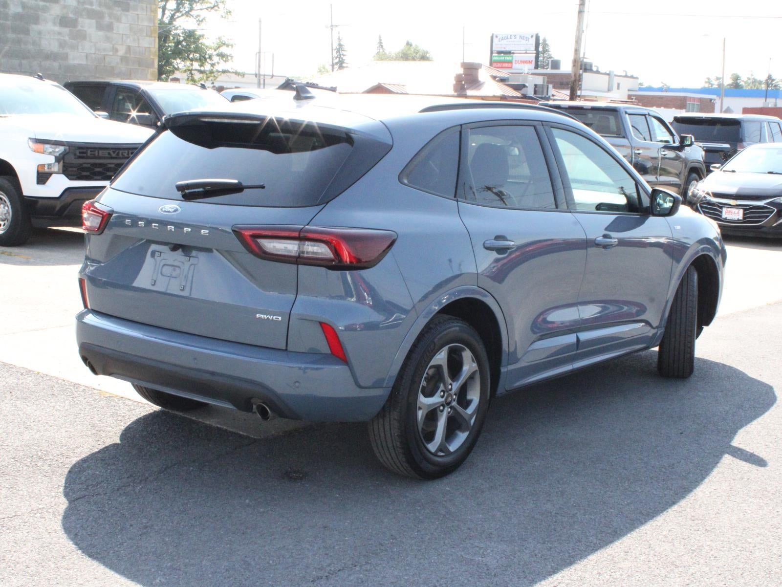 2024 Ford Escape ST-Line