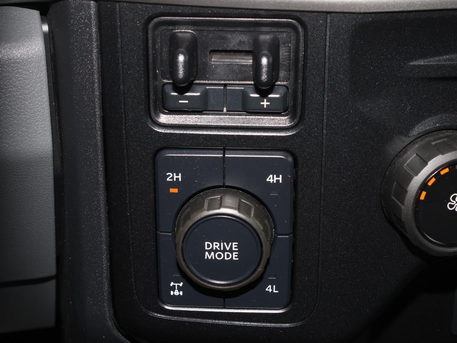 2024 Ford Super Duty F-350 SRW XL