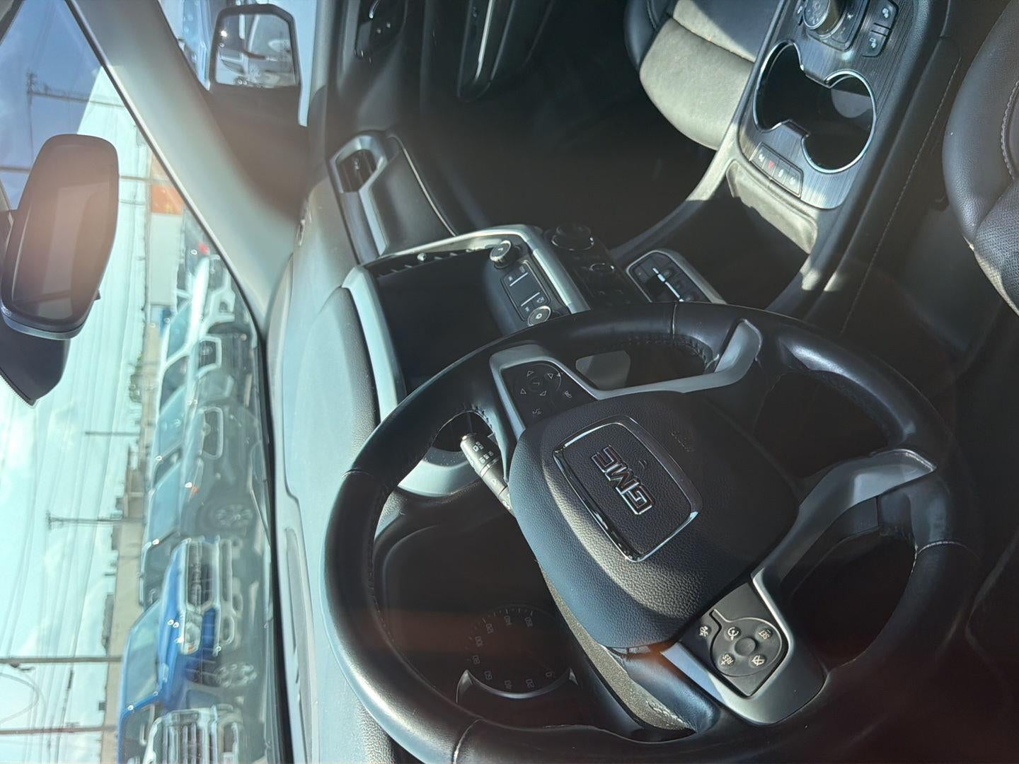 2021 GMC Acadia SLT