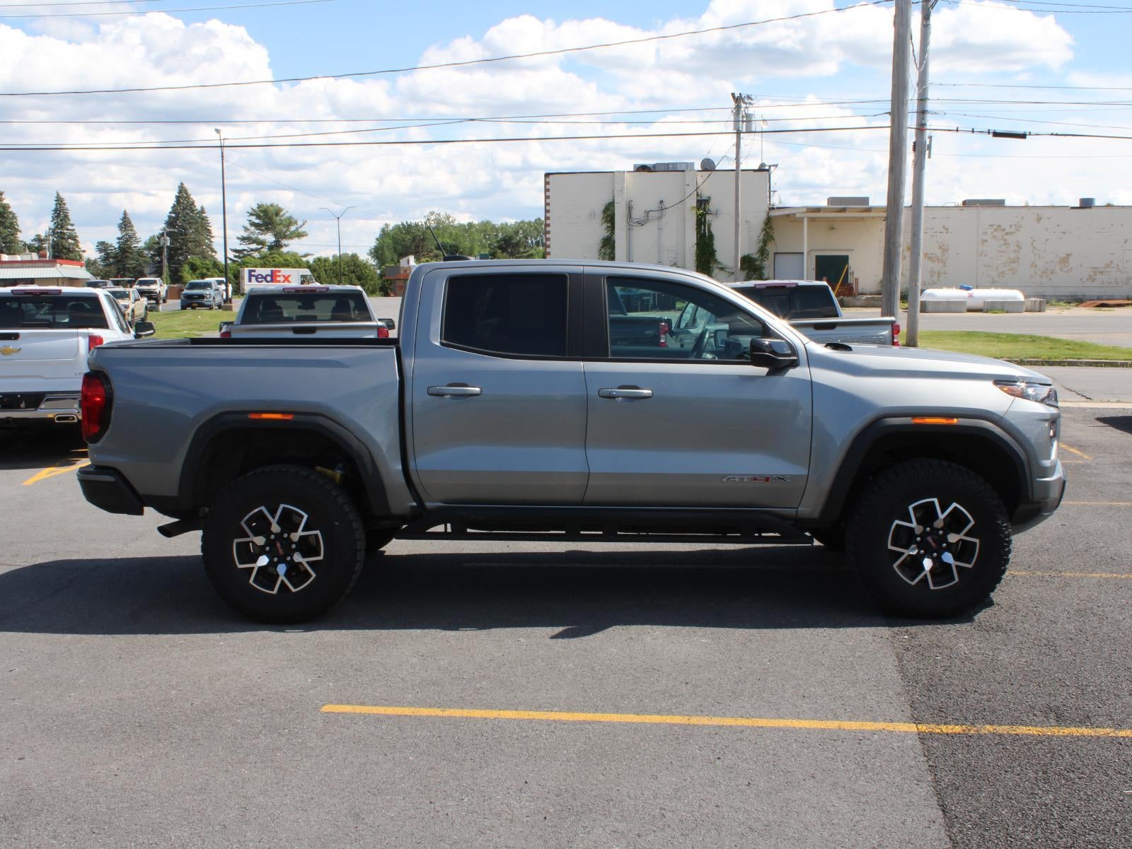 2023 GMC Canyon AT4X