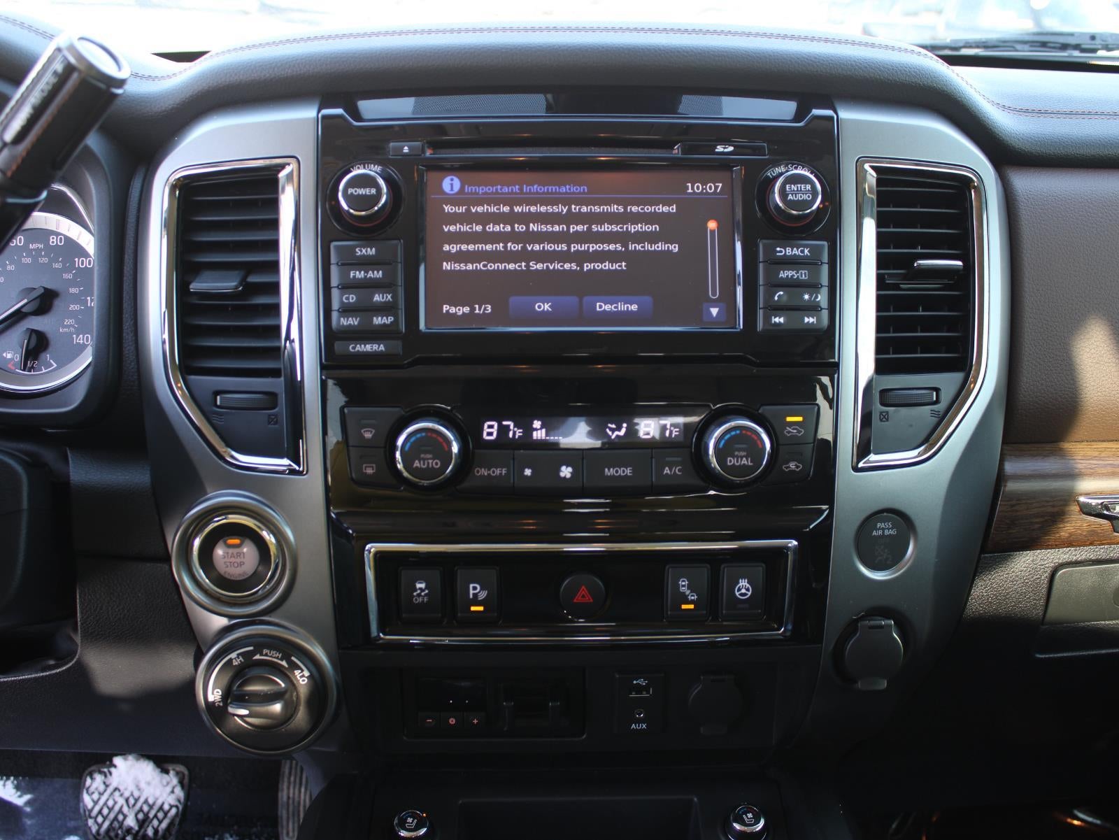 2017 Nissan Titan Platinum Reserve