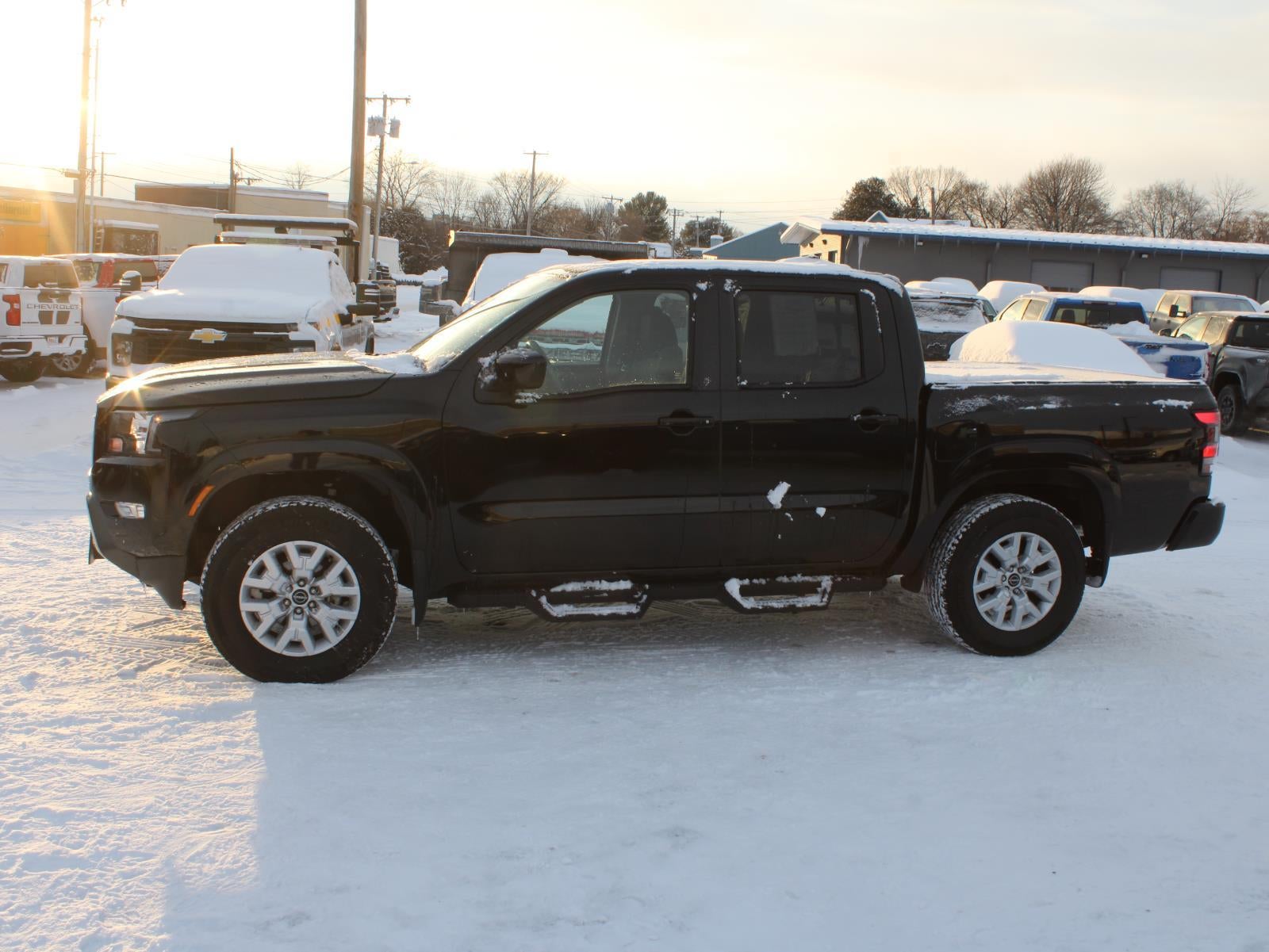 2024 Nissan Frontier SV