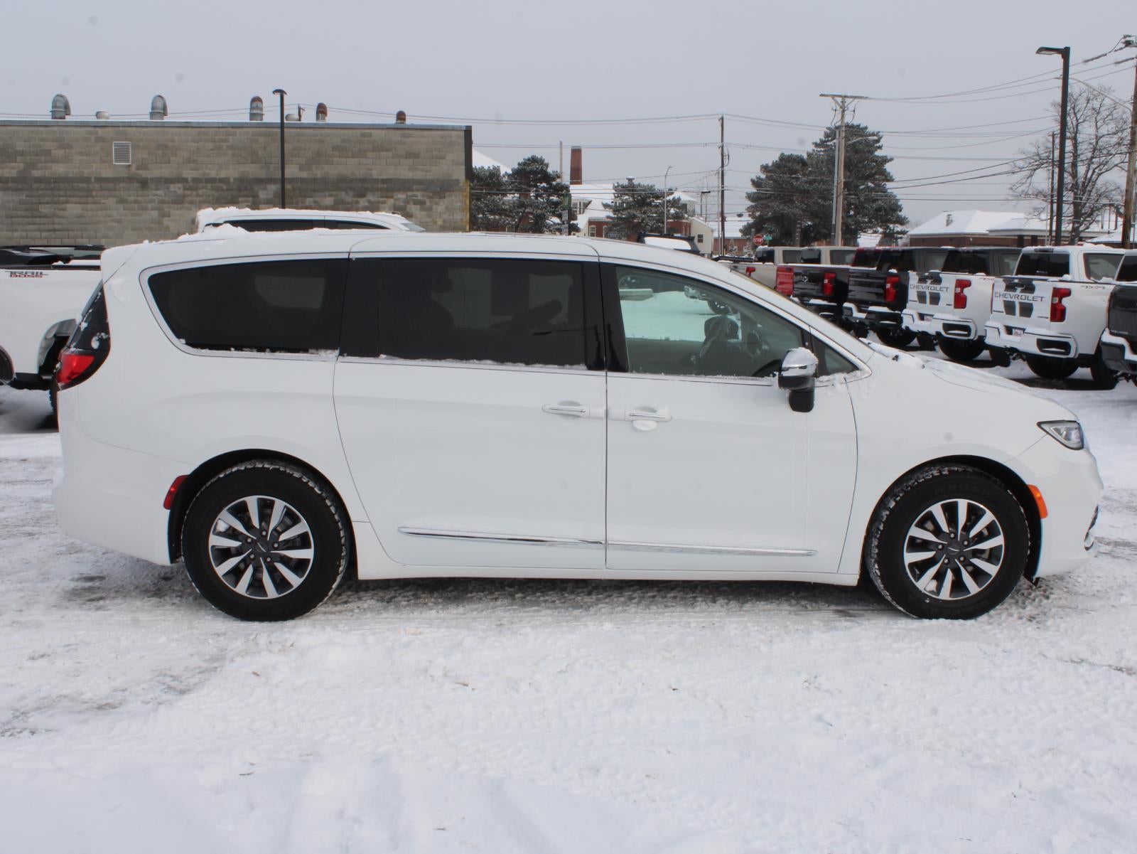 2023 Chrysler Pacifica Hybrid Limited