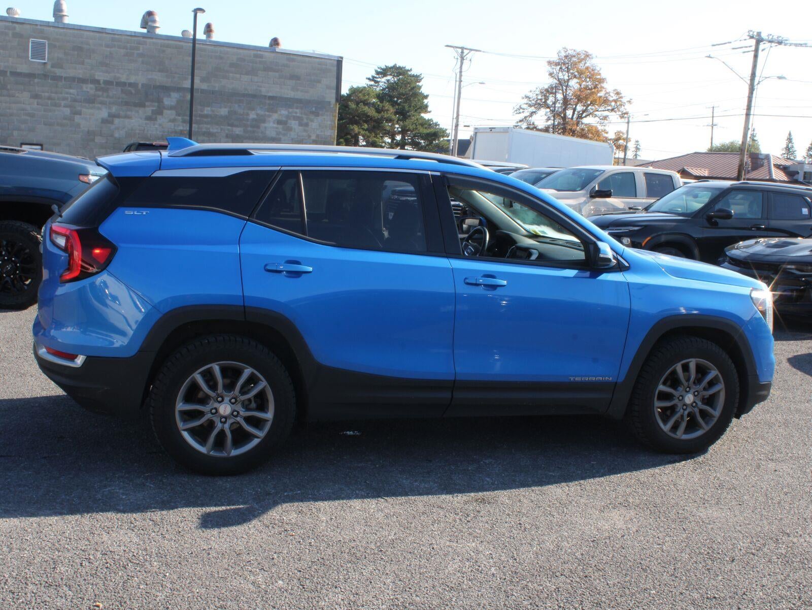 2024 GMC Terrain SLT